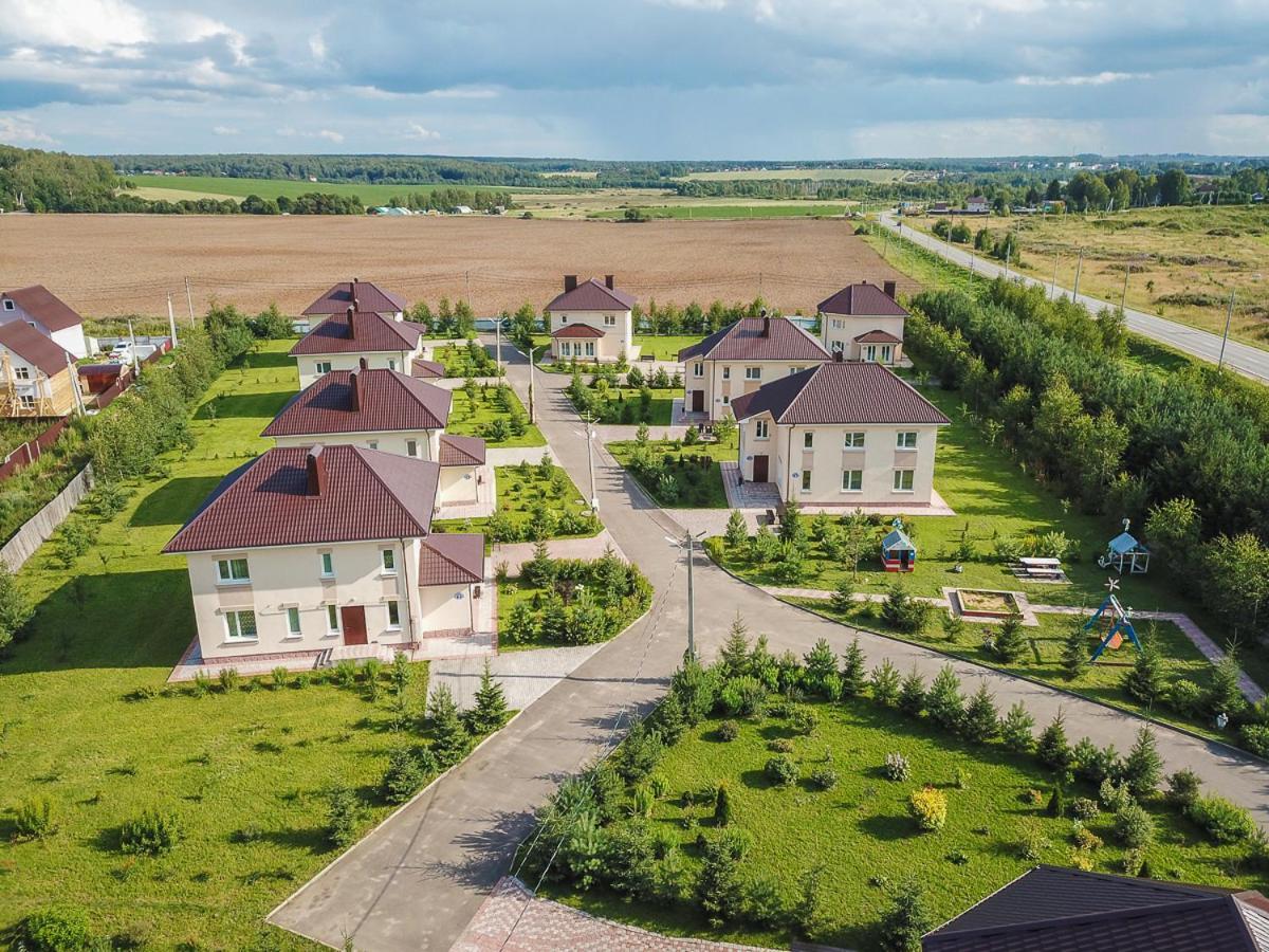 Aliriko Otel Kuzyayevo Dış mekan fotoğraf